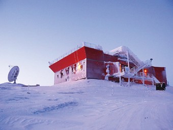 The Polar Environmental Atmospheric Research Laboratory