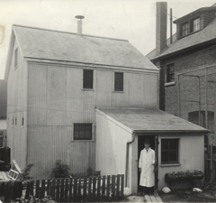 Image Courtesy Sanofi Pasteur Canada (Connaught Campus) Archives, Toronto.