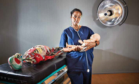 Dr. Tihitena Negussie Mammo in Mount Sinai Hospital’s Surgical Skills Centre