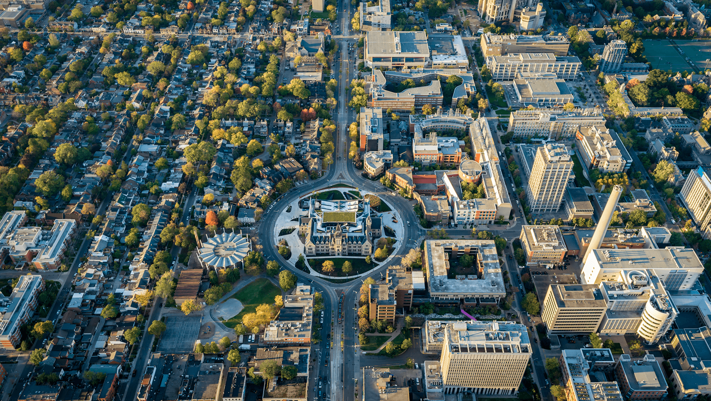 Building better. Царицыно район Москвы. Торонто с высоты. Poti Cathedrial Aerial 2010. Как читается Aerial.